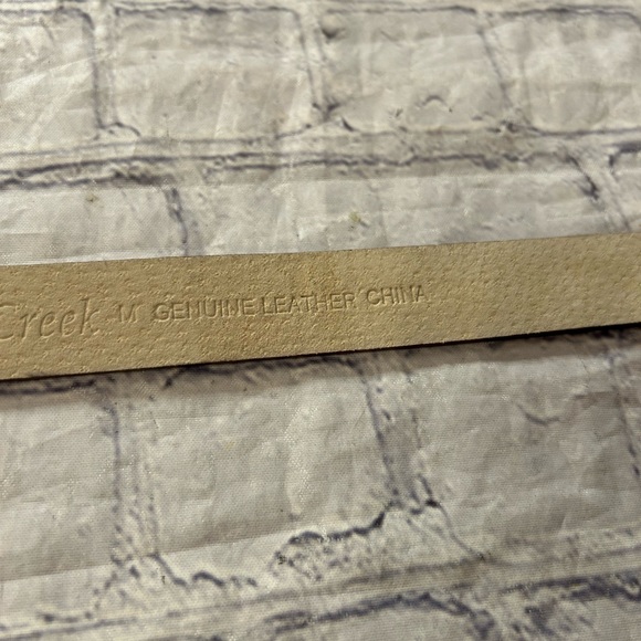 COLDWATER CREEK GENUINE LEATHER BROWN PEBBLE GRAIN COVERED BUCKLE BELT SIZE MED - Picture 7 of 9